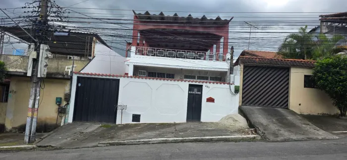CASA DUPLEX, INDEPENDENTE, 03 QUARTOS, VENDA / LOCAÇÃO. BAIRRO: RANCHO NOVO, NOVA IGUAÇU