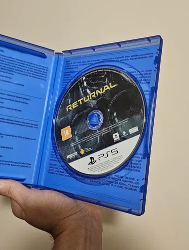 Returnal PS5 Mídia física