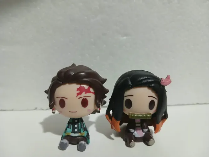 Kit Kimetsu No Yaiba 2 Personagens ? USADO ? Tanjiro e Nezuko