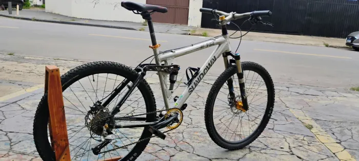 Mountain Bike Sundown FS2 Full Suspensão FOX/Rock Shox 27,5 nota fiscal 