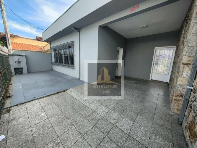 Casa com 4 dormitórios para alugar, 163 m² por R$ 4.463/mês - Vila Maria - São José dos Ca