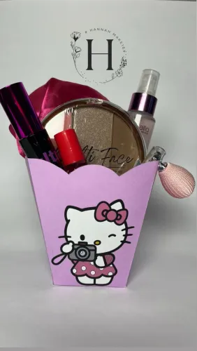 Kit Make/Maquiagem presente ?