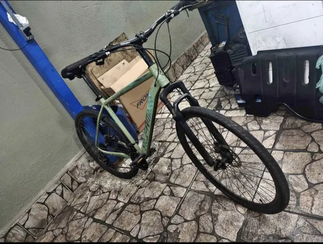 BICICLETA COM MARCHA
