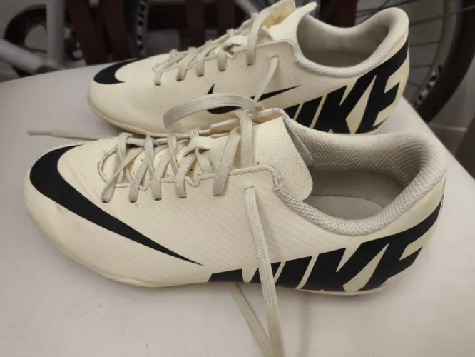 Chuteira Nike SuperFly 36 Futebol de campo