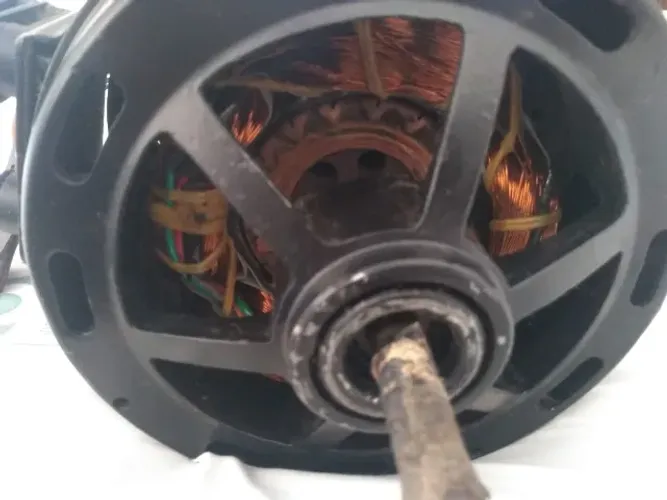 Ventilador de Pedestal Contact Anos 60. ( motor ) 