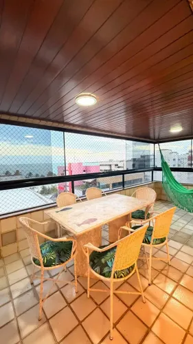 Alugo cobertura Mobiliado de 4 quartos e 3 suítes a 50 m da Praia