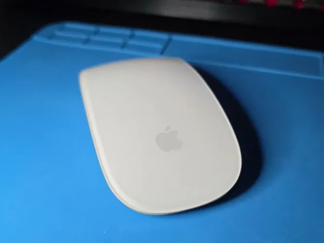 Magic Mouse 1 Apple Bluetooth (Pilhas AA) - Testado e Higienizado