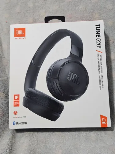 Fone De Ouvido Bluetooth Sem Fio JBL Tune 520BT - Preto