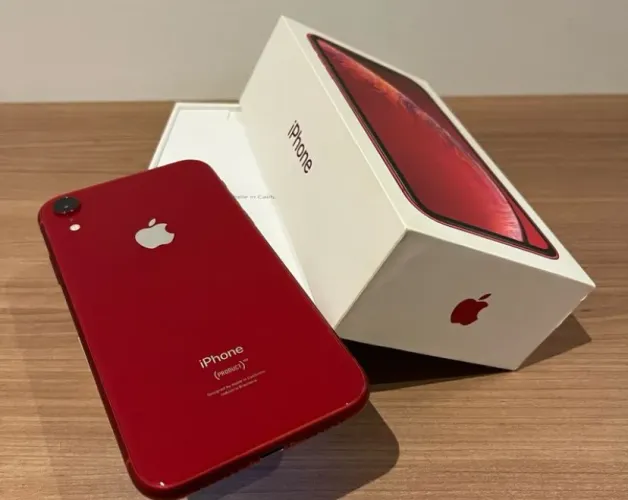 iPhone XR RED