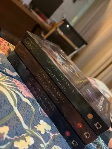 LIVRO No precinho!!!!