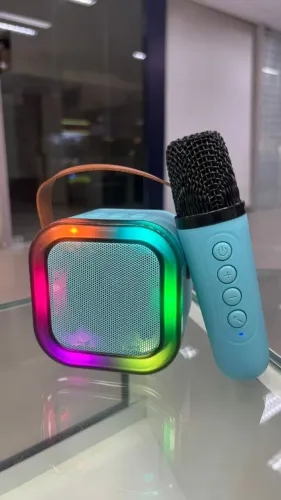 CAIXA DE SOM AZUL COM MICROFONE INCLUSO - KARAOKE