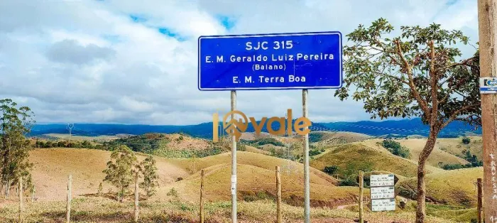 Belíssima Fazenda de 80 Alqueires em área rural de SJCampos (45 minutos) do centro.