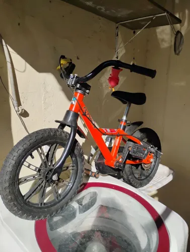 Bicicleta aro 14 nova 
