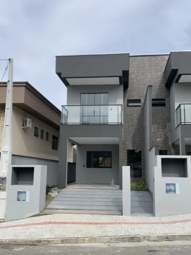 Lindos SOBRADOS no bairro Ribeirão Areia - Pomerode - SC
