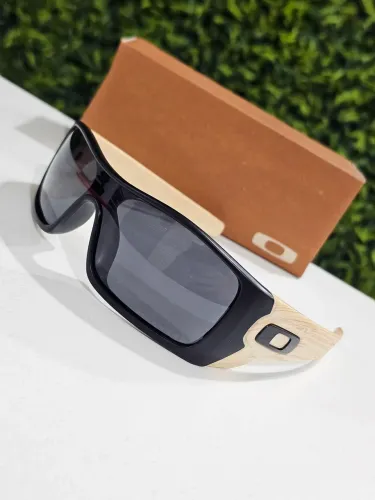 Óculos de sol Masculino Oakley Batwolf Polarizado