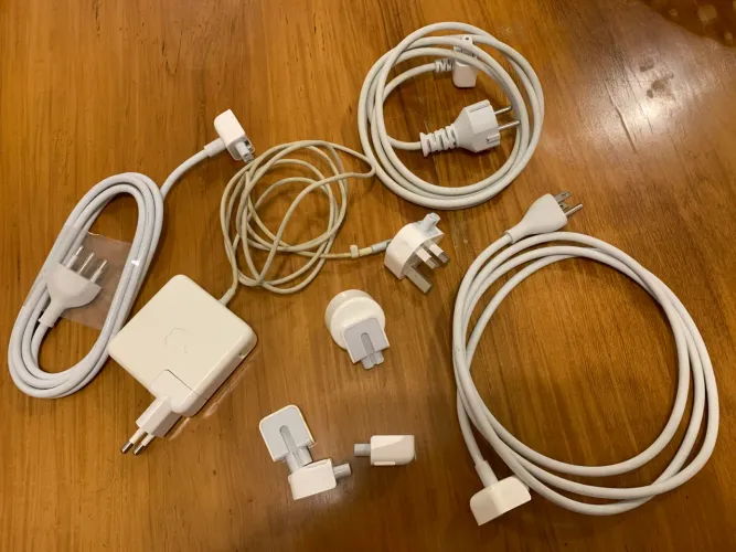 Carregador MacBook MagSafe 1 Original + Adaptador HDMI + Cabos
