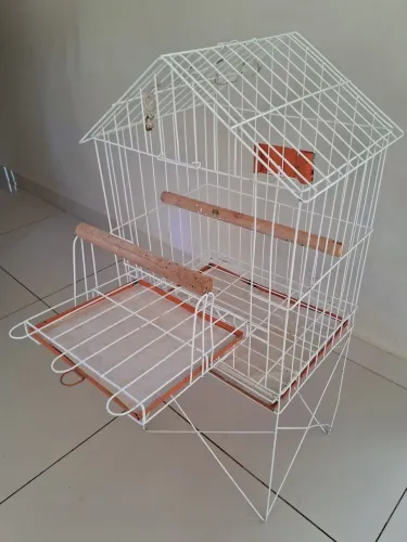 Vendo gaiola em perfeito estado.