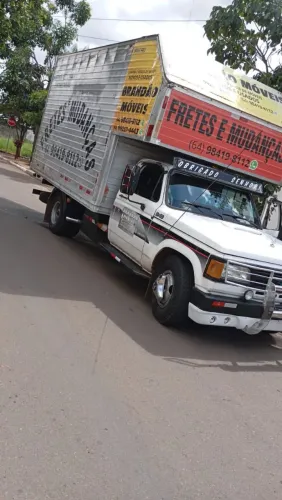 Vendo CAMINHÃO D-40 BAU . PREÇO BAIXO PRA SAIR RÁPIDO 64- * 