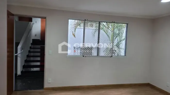 Imóvel para aluguel com 70 metros quadrados com 3 quartos