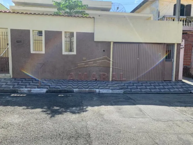 SOBRADO COM 2 QUARTOS, QUINTAL AMPLO E CHURRASQUEIRA À VENDA NA VILA FIGUEIRA SUZANO