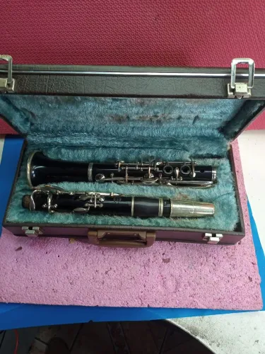 Clarinete bugobut para trocar!! 