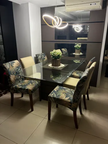 Mesa Tampo de Vidro