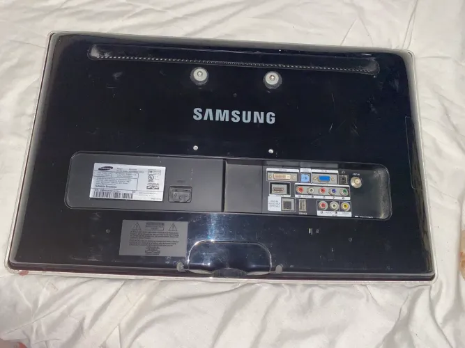 Monitor TV Samsung 24" - SyncMaster P2470HN