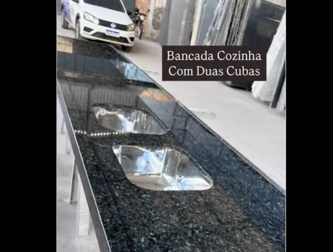 Bancada de cozinha de mármore , com duas Cubas em inox