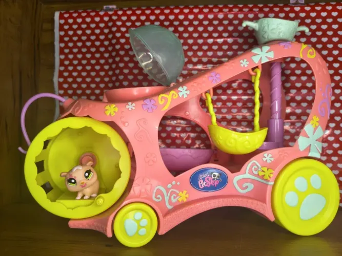 Carrinho Littlest Pet Shop Paw Powered Cruiser Com Pet Hamster Hasbro