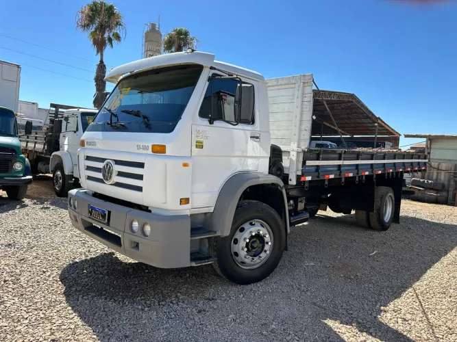 VW 15-180 ano:2006 2* Dono MWM 6cc Reduzido
