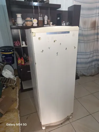 Geladeira Consul 300 litros