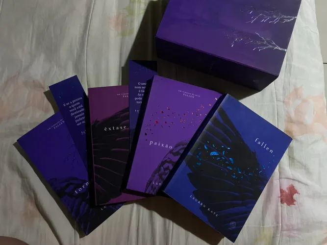 livros - BOX FALLEN (em perfeito estado)