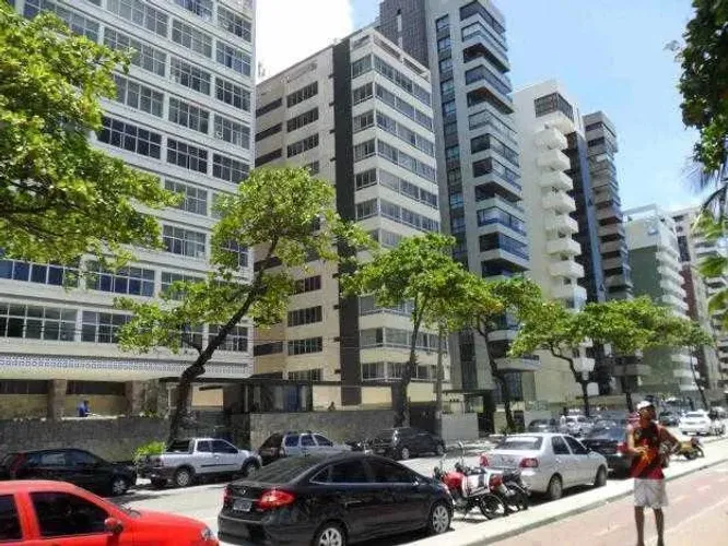 Cobertura do Edf Palladium na Avenida Boa Viagem