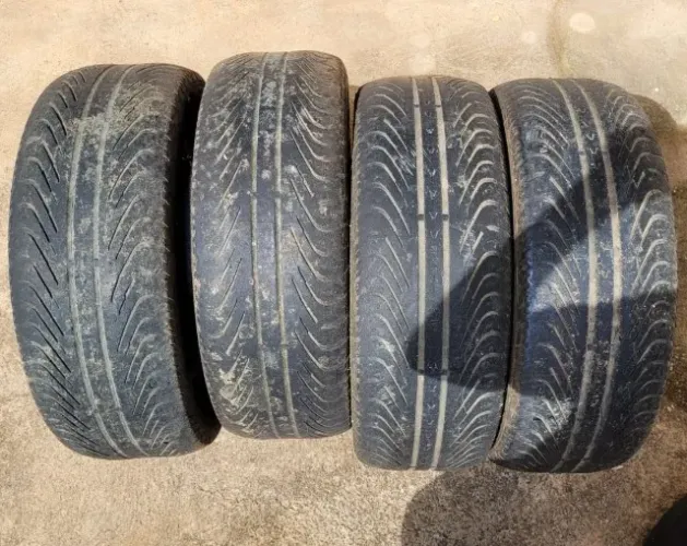 4 Pneus 205/60R15 Aro 15 General Tire Saveiro Usados R$40 Cada