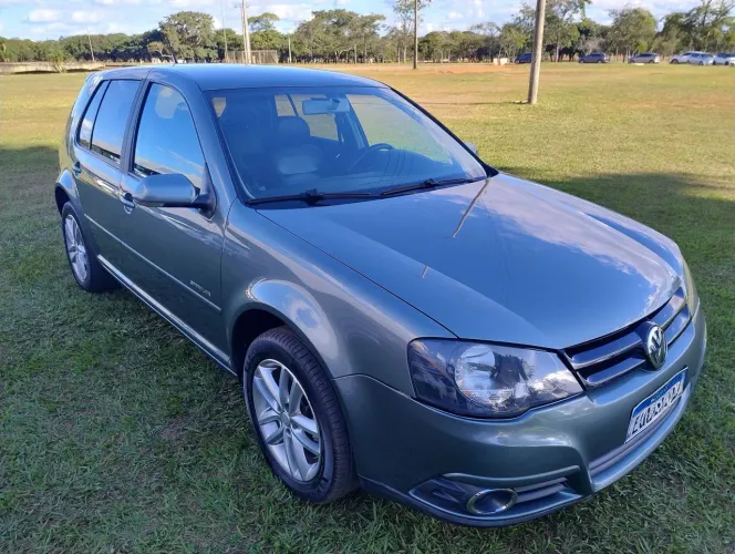 Volkswagen Golf Sportline 2.0 MI Total F. 8V Tip. 2012