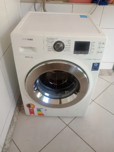 Lavadora Samsung 10.1 kg entrego impecável