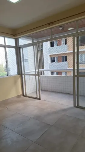 APARTAMENTO EM BOA VIAGEM, 105m, PRÓXIMO A ESCOLAS, SHOPPING, RESTAURANTES