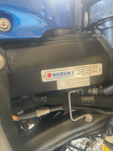 Suzuki GSR 750 2015 - Baixa km - Muito conservada