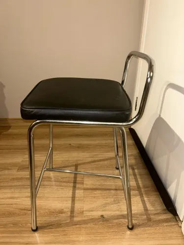 Vendo 3 Banquetas Tok&Stok - Cromadas com Assento Preto