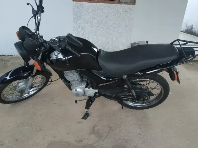 CG Honda FAN 125 ES 2009 - Única dona
