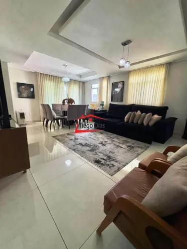 Casa em Condomínio para Venda em Contagem, Centro, 3 dormitórios, 1 suíte, 3 banheiros, 4 