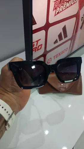Óculos de sol MVCK (novo)