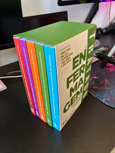 Livro Tratado de Enfermagem para Concursos e Residências
