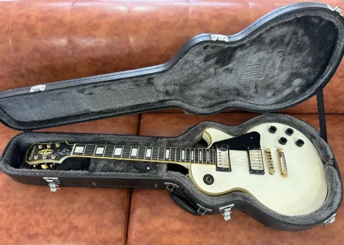 Guitarra Epiphone Les Paul Custom