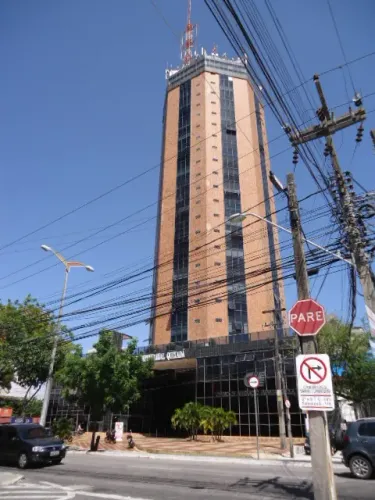 JOAQUIM TAVORA - SALA - AV. BARÃO DE STUDART Nº 2360 Ultimo Andar Completo Com Aprox 366m²