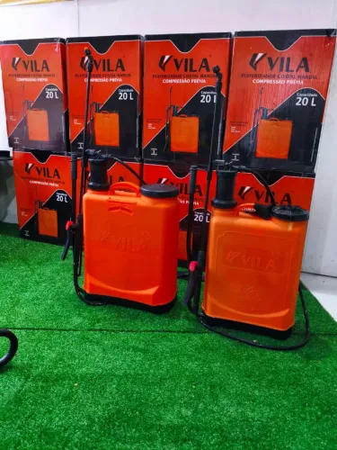 Pulverizador novo Vila 20 litros.