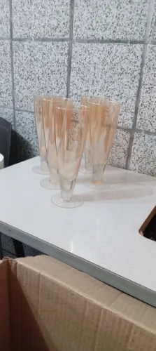 5 lindas taças de Cristal antigas. 150,00reais