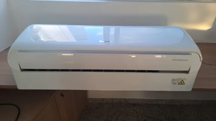 Split Gree Gwc18atd-d6dna1a Inverter 18.000 Btus 220v