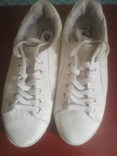 Tenis de couro feminino