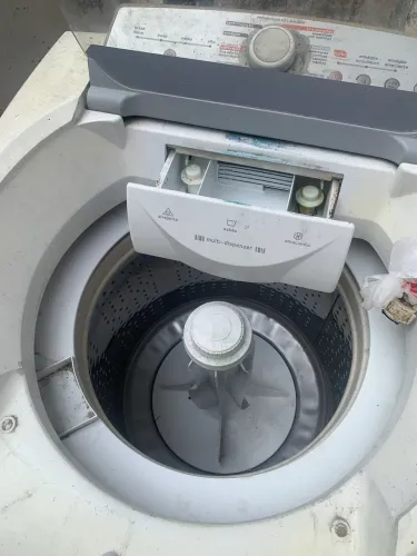 Máquina de lavar a venda